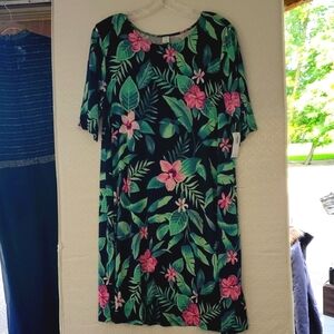 Floral Print Dress with Pink and Green Leaves